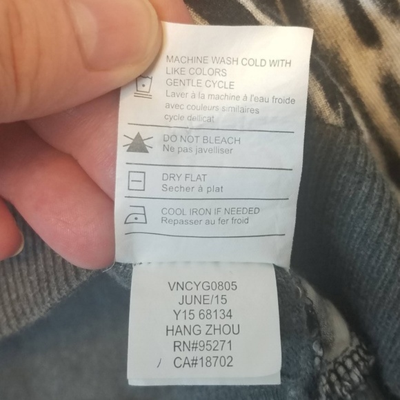 Vince Brushstroke Zebra Striped Knit Top - Picture 4 of 6